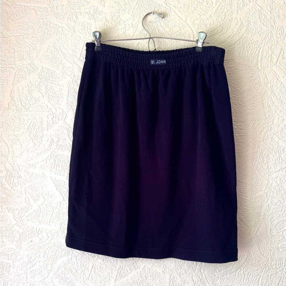 St. John Women's navy blue Skirt large